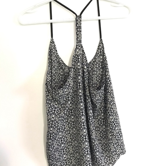 Olive and oak tank top - Picture 3 of 3